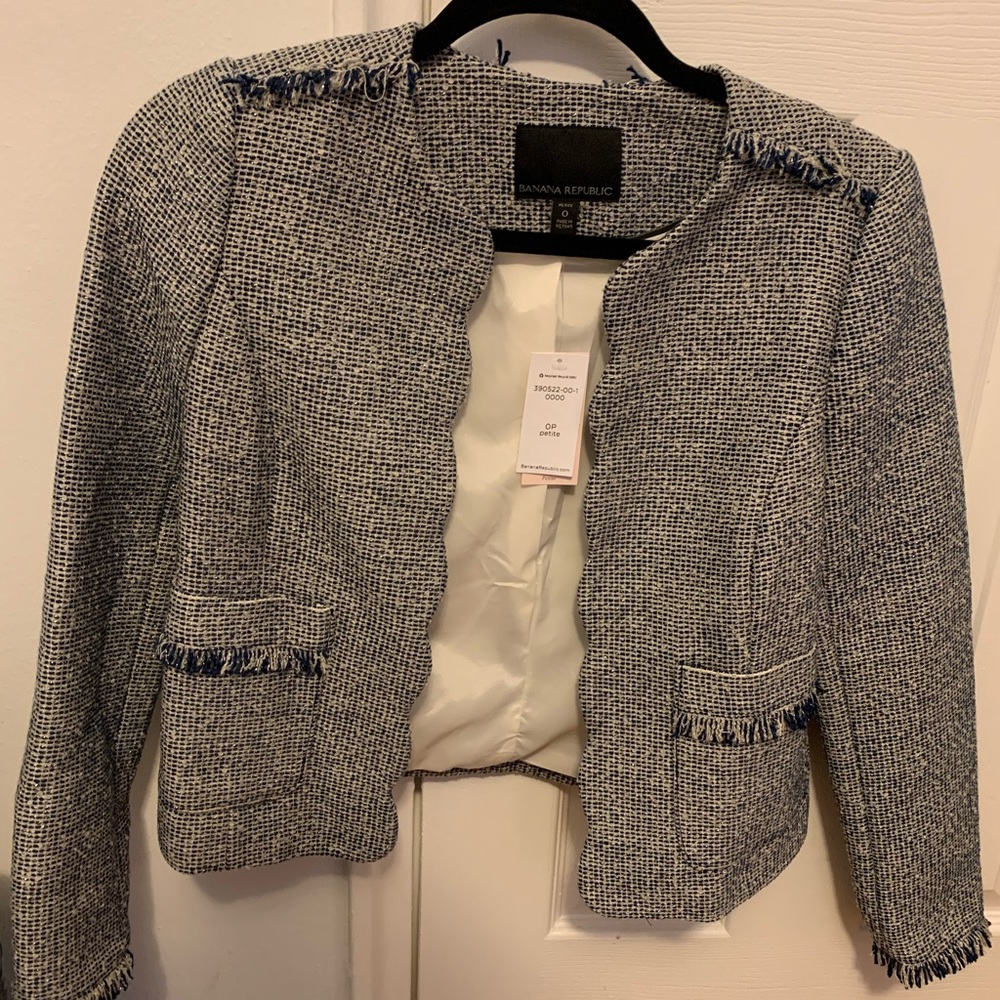 Banana Republic scalloped blazer NWT!